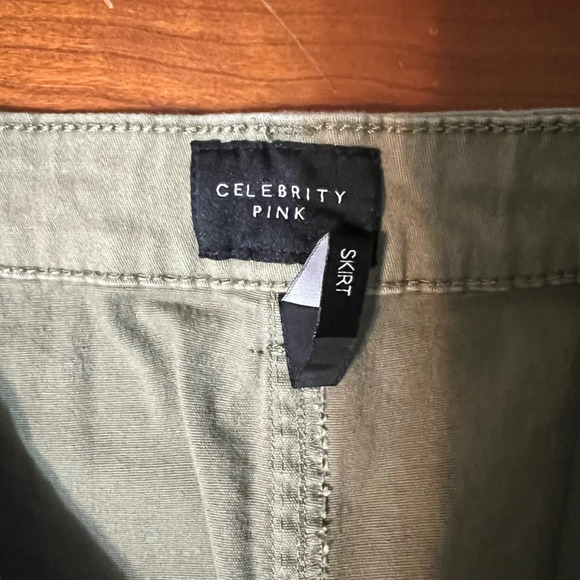 Celebrity Pink Mini Skirt. Green. Medium - Picture 5 of 7